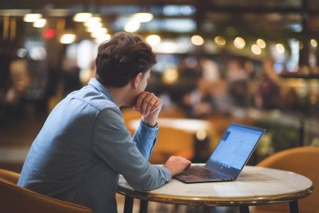 Comment réussir à allier passion et business dans un magazine en ligne ?