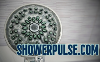 Salle de bain : comment l'eau abîme votre peau sans que vous le sachiez